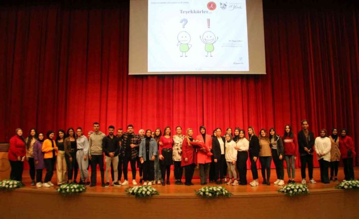 NEVÜ’de “Erken Çocuklukta Dil Gelişimi ve İki Dillilik” konulu konferans düzenlendi