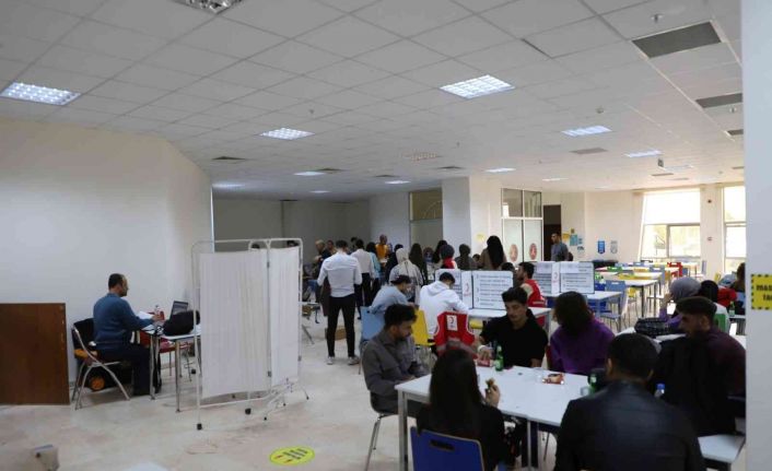 NEVÜ’lü akademisyen ve öğrencilerden “İyi ki Varsın Kan Dostum” Projesine destek