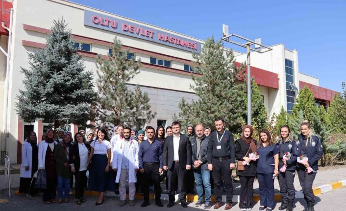 Oltu’da anne adaylarına ‘anne sütü, gebelik süreci ve çocuk bakımı’ hakkında bilgilendirme programı yapıldı