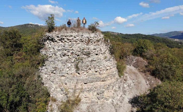 (Özel) Bu köye turist yağacak...2 bin yıllık kalede restorasyon başlıyor