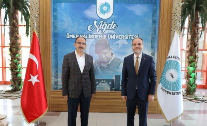 Rektör Beydemir: "Üniversiteler ürettikleri katma değerle bulundukları bölgeye katkı sağlıyor"