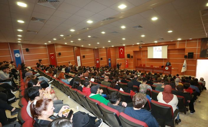 Rektör Kutluhan ve Başkan Zolan öğrenci toplulukları ile bir araya geldi