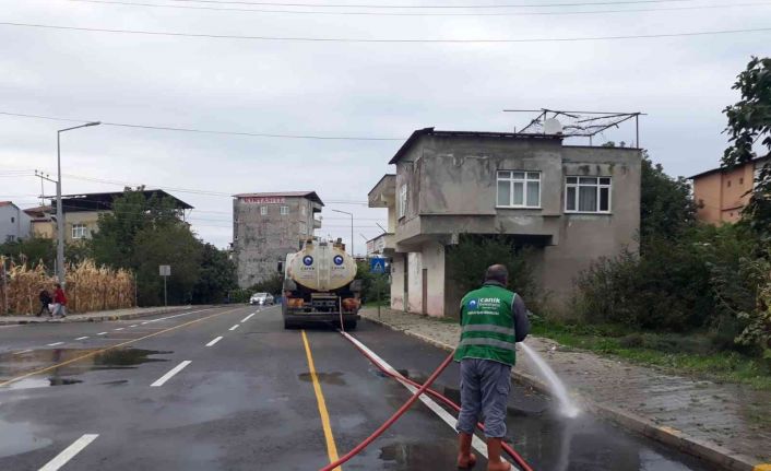 Sandıkçı: “Vatandaşlarımıza sağlıklı ve hijyenik bir yaşam alanı oluşturmak için çalışıyoruz”