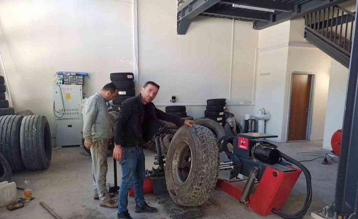 Selde iş yerleri yıkılan sanayi esnafı yeni dükkanlarında hizmet vermeye başladı