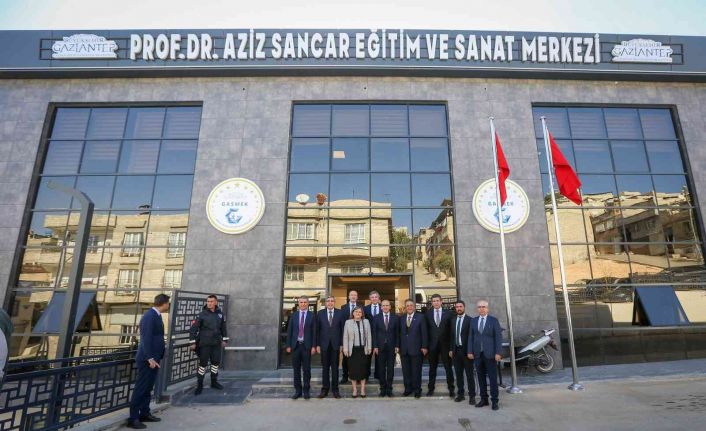 Şimşek, Prof. Dr. Aziz Sancar Eğitim ve Sanat Merkezi’ni ziyaret etti