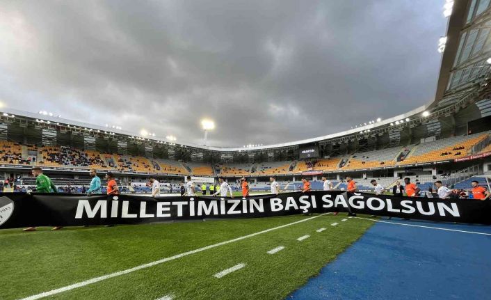 Spor Toto Süper Lig: Başakşehir: 0 - İstanbulspor: 0 (Maç devam ediyor)
