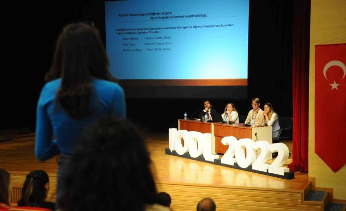 Staj ve Uygulama Dersleri Koordinatörlüğünden iki panel