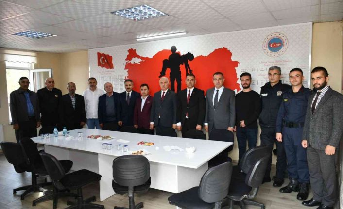 Tekirdağ Valisi Yıldırım: "Allah bizi şehitlerimize ve gazilerimize karşı mahcup etmesin"