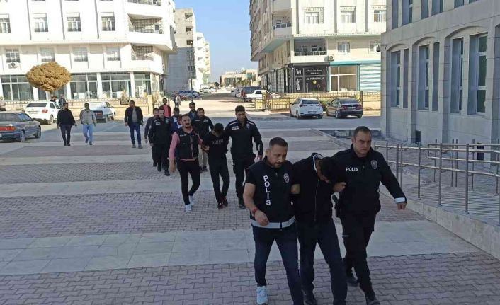 Üç günde 2 bin kişiyi arayan dolandırıcılar 8 milyon liralık vurgun yaptı