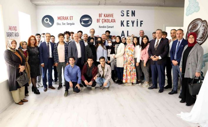 Üniversite öğrencilerine öğretim desteği için başvurular başladı