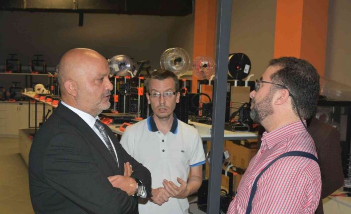 Yakın Doğu Üniversitesi ve OSTİM Teknik Üniversitesi iş birliği anlaşması imzaladı