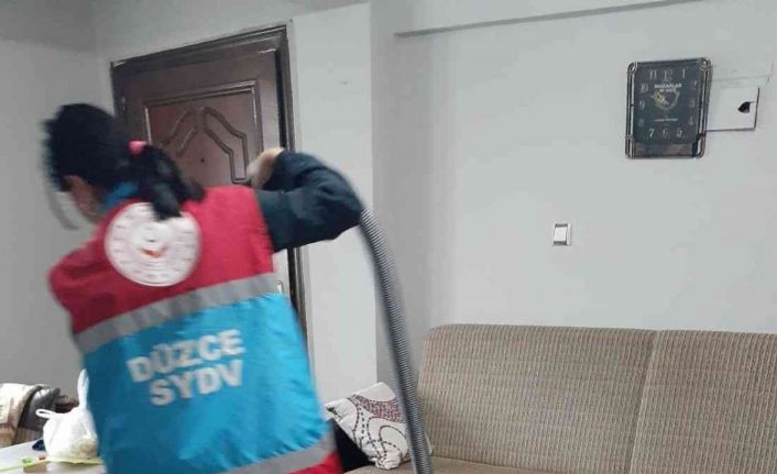 Yaşlı ve engellilerin evleri temizlendi