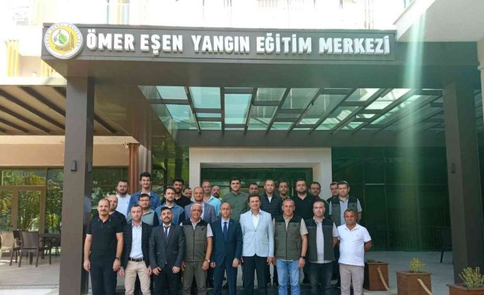Yeni göreve başlayan inşaat mühendisi ve mimarlara eğitim veriliyor