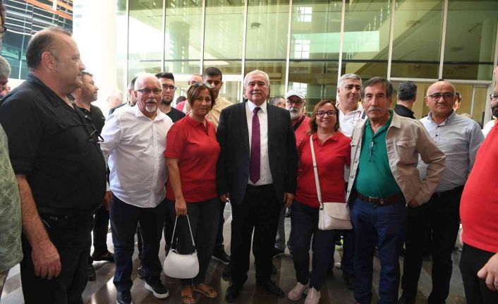 Yeniden ATSO Başkanı Seçilen Çetin: "140 yıllık çınarın bayrağını daha yukarıya taşıyacağız"