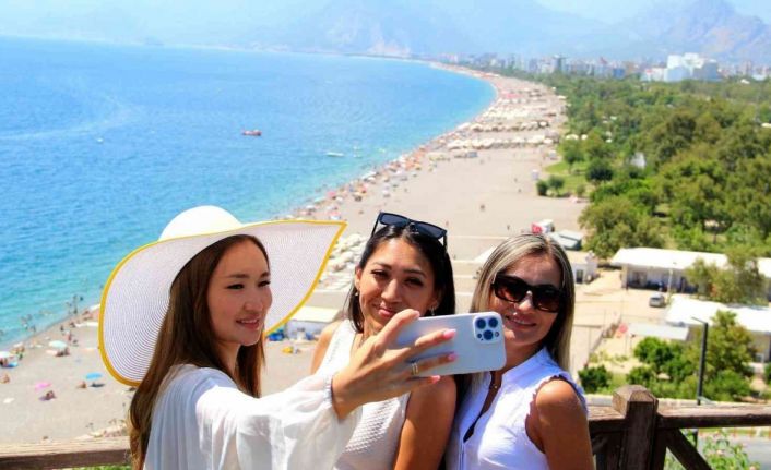 Antalya’da yüzde 60’lık ‘Alman-Rus-İngiliz’ bereketi