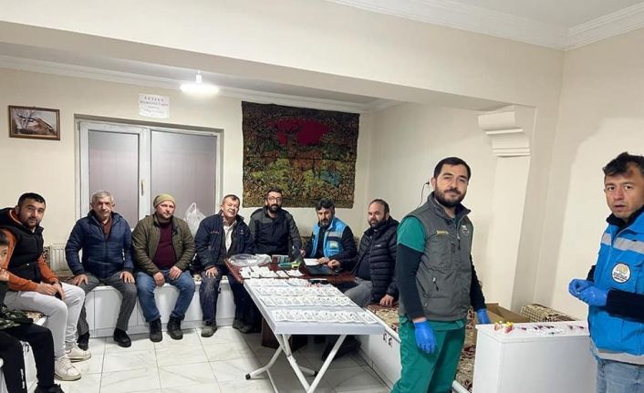 Avcılar Derneği’nde 98 av köpeğine çip takıldı,100 köpeğe kuduz aşısı yapıldı