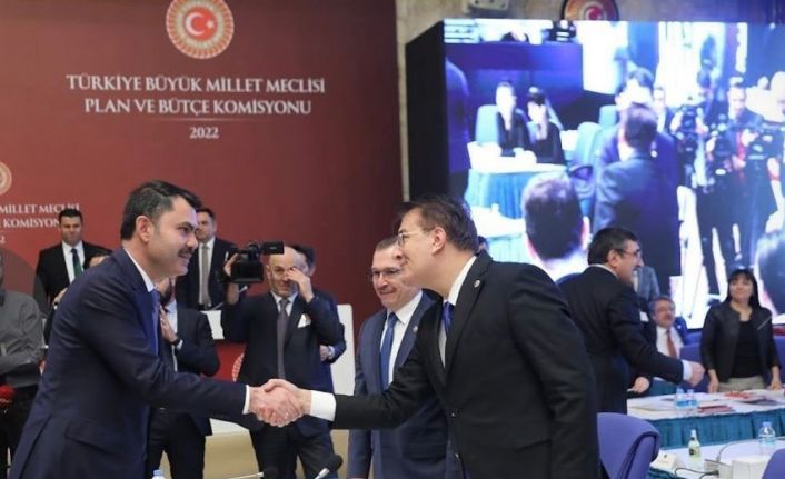 Aydemir şehircilikte Erzurum’u örnek gösterdi