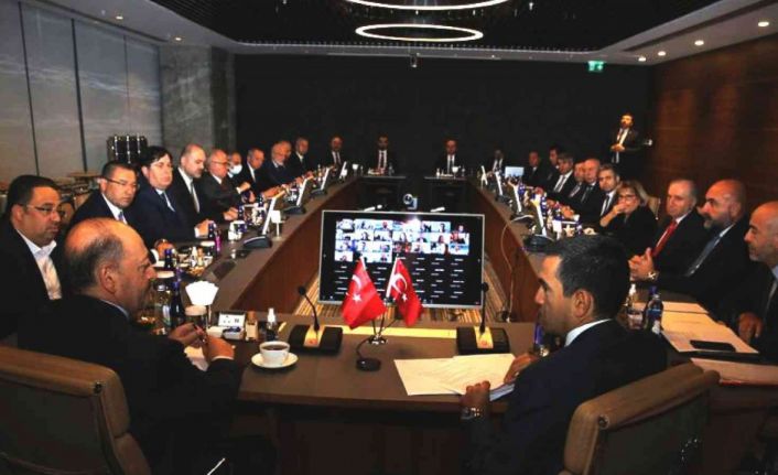 Bakan Bilgin, TİSK yöneticileriyle bir araya geldi