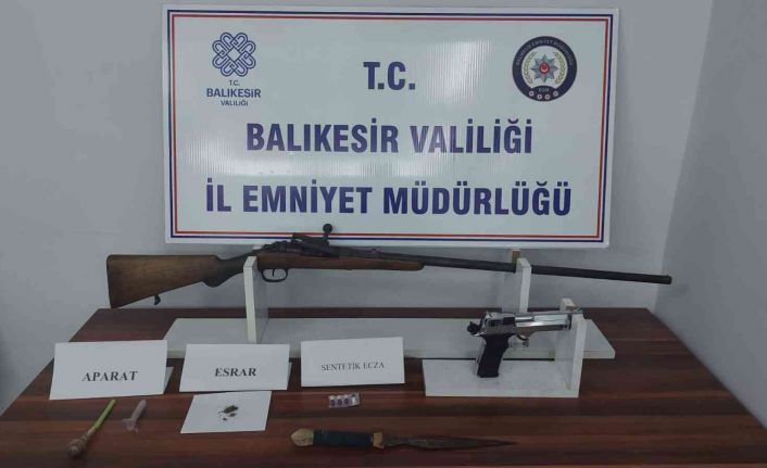Balıkesir’de polisten uyuşturucu ve kaçak tütüne geçit yok