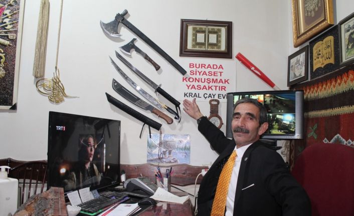 Bayburt’taki bu çayevinde asla siyaset konuşulmuyor konuşanı ise sahibi kovuyor