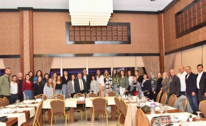 "Bizim Kızlar" Bilecik Belediye Spor maçı öncesinde moral depoladı