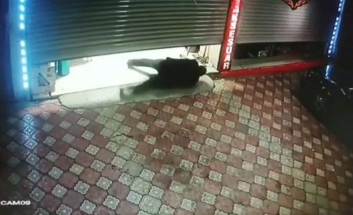 Çantasını iş yerinde unuttu, film sahnelerini akla getiren görüntü ortaya çıktı