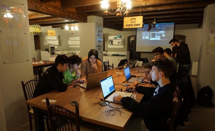 Çarşamba’da öğrencilere ücretsiz kültür sanat kursları