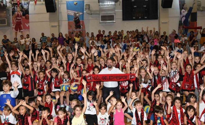 Çiğli Belediyesi spor kursları tam gaz devam ediyor