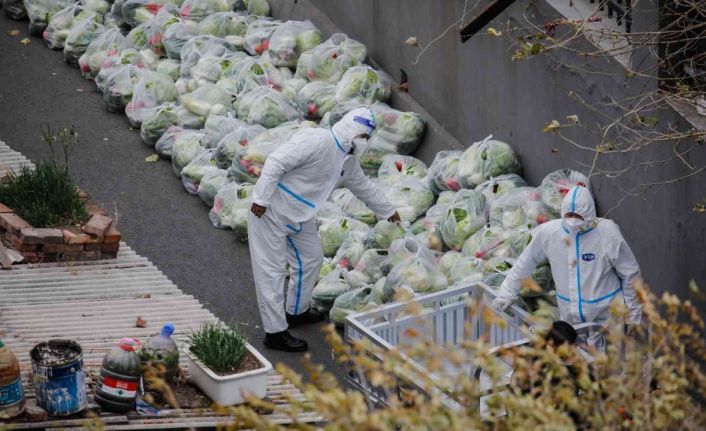 Çin’de günlük Covid-19 vaka sayısı ilk kez 40 bini geçti