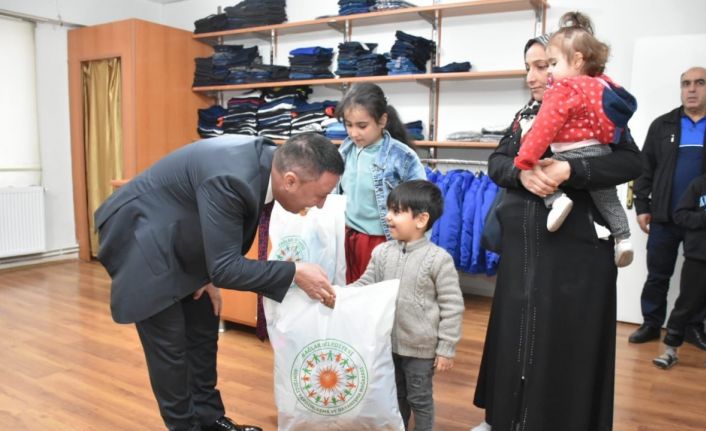 Çocukların bedeni ısındı, yüzü güldü