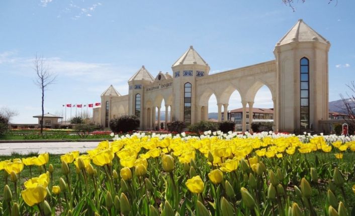 DPÜ’den 12 akademisyen en çok atıf alan akademisyenler listesinde yer aldı