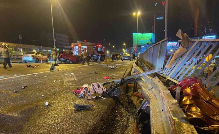 E-5 Kara Yolu’nda bariyere çarpan otomobil takla attı: 1 ağır yaralı