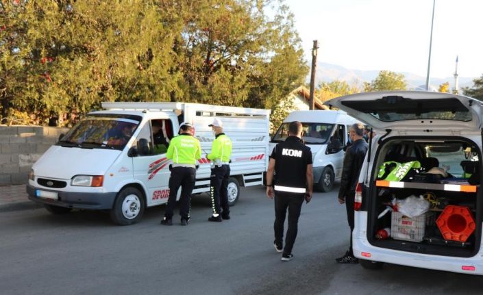Erzincan’da 15 gün içerisinde 555 sürücüye ve 2 bin 652 plakaya ceza kesildi