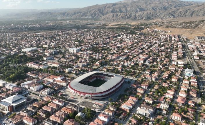 Erzincan’da ekim ayında ihracat 2 milyon 050 bin dolar, ithalat 180 bin dolar olarak gerçekleşti