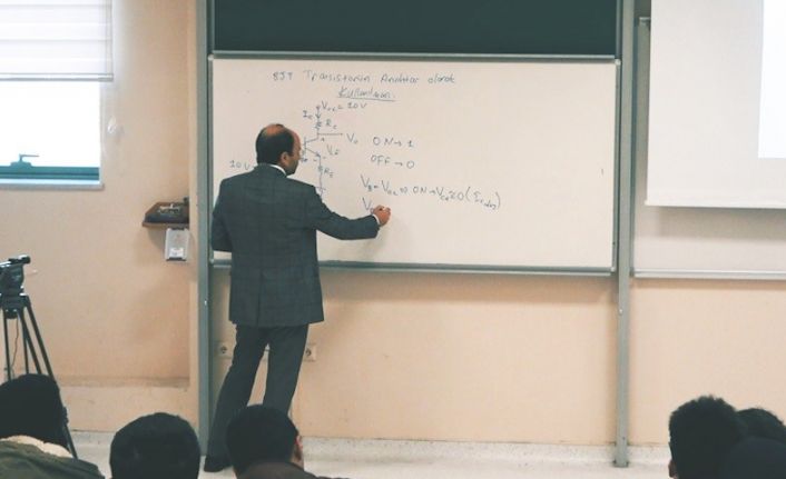 ETÜ’de hibrit eğitim başarıyla devam ediyor