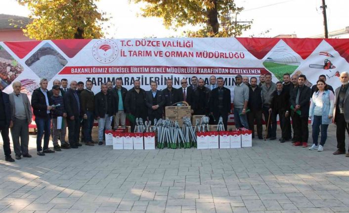 Fındık budama ekipmanları teslim edildi