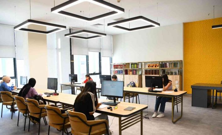 Geçen ay hizmete açılan Akse Kitap Kahve’yi 4 bin kişi ziyaret etti