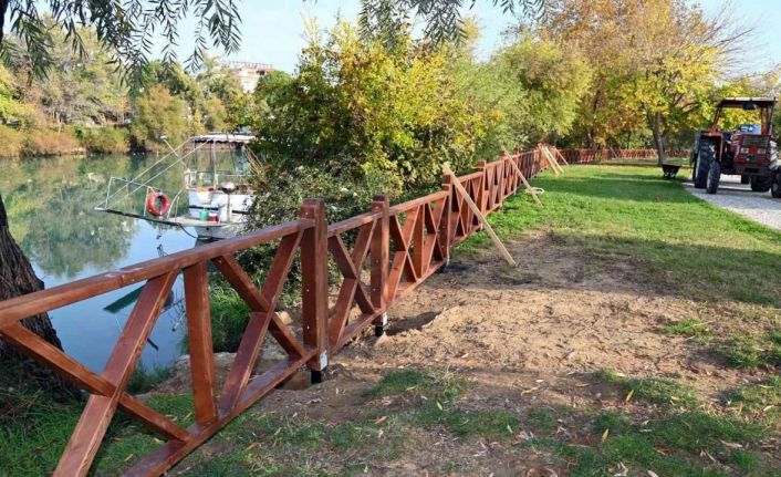 Irmak kenarlarına korkuluklu önlem