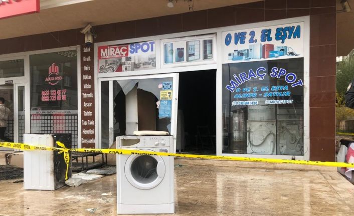 Kaçırdığı kızın yakınları tarafından yakılmak istendi