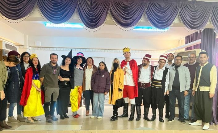 Kasaba ve köylerde ki çocuklar tiyatro ile buluşmaya devam ediyor