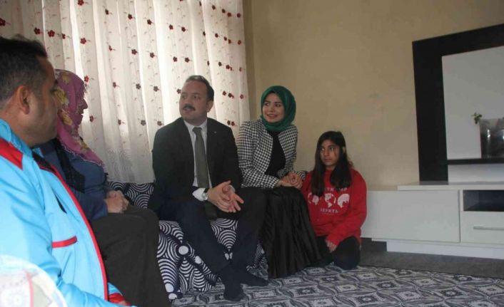 Kaymakam Bayram: “Sosyal devlet anlayışı ile yardımlarımız devam ediyor”