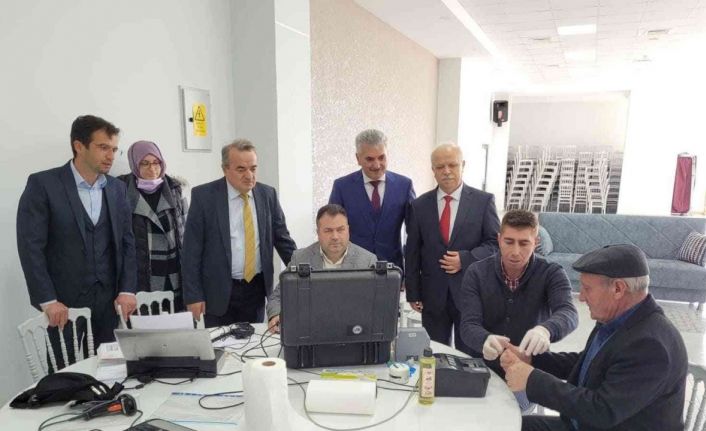 Kaymakam Öztürk, nüfus hizmetlerini yerinde inceledi