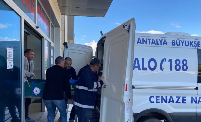 Kazada can veren 14 yaşındaki gencin cenazesi Adli Tıp Kurumdan alındı