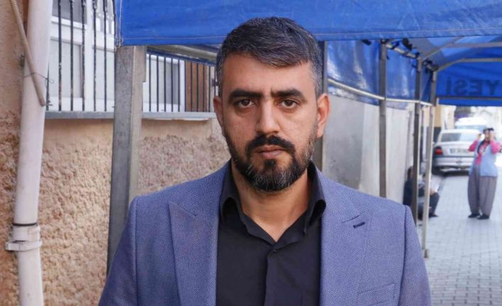 Kızıyla teröre kurban giden babanın taziye evinde teröre lanet