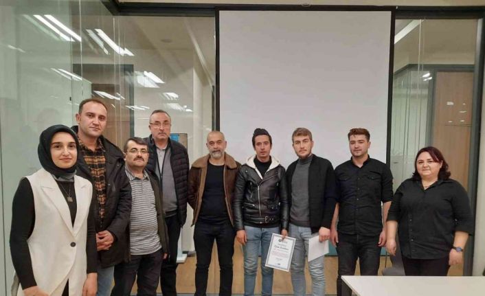 Kütahya’da ev ve süs hayvanları satışı yapan esnaflara yönelik eğitim semineri