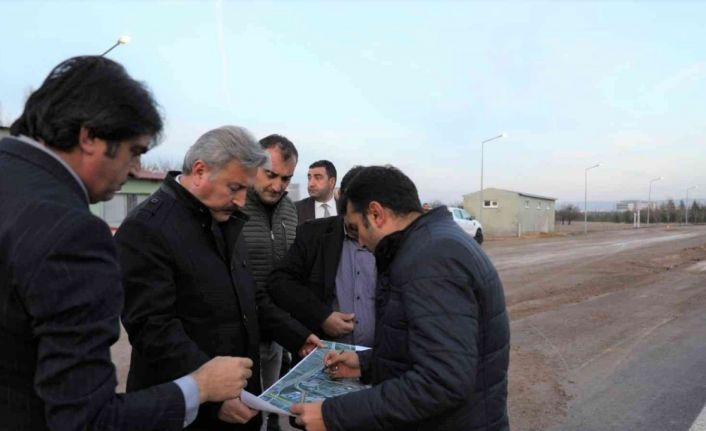 Melikgazi, daha konforlu ve seri ulaşım için yeni alternatif yol çalışmasına başladı