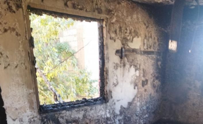 Müstakil evde çıkan yangın korkuttu