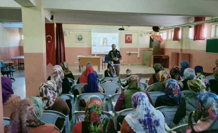 Narkotik ekipleri 9 bin 428 kişiye "uyuşturucuyla mücadele" eğitimi verdi