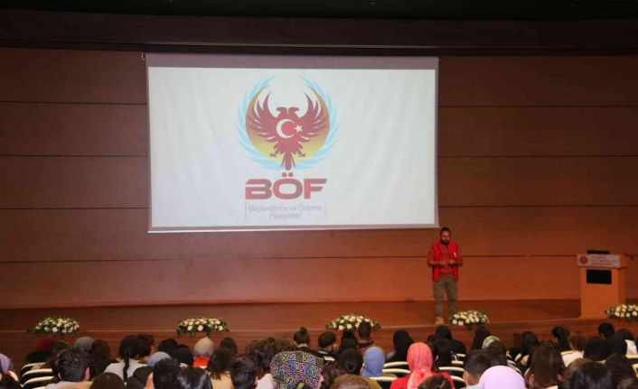 NEVÜ’de “El Ele Güvenli Geleceğe” konulu konferans