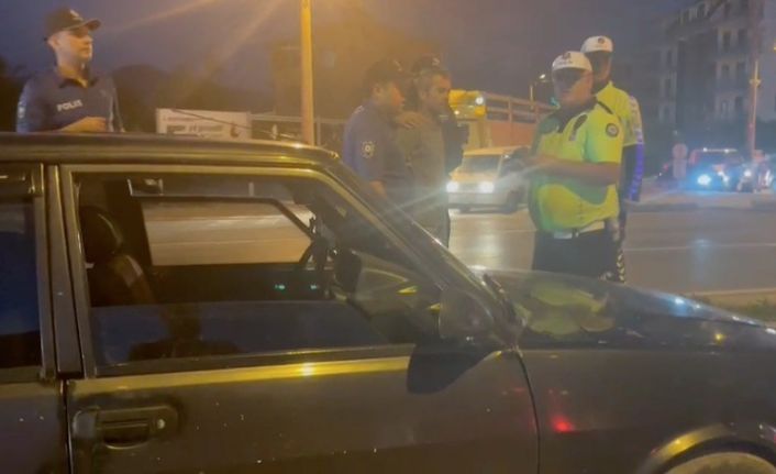 Polisin durdurduğu araçtan kaçmaya çalışan uyuşturucu şüphelisi yakalandı